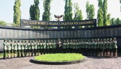  Hari Juang TNI AD, Prajurit dan Srikandi Kodam Diponegoro Ziarah di TMP Giri Tunggal<