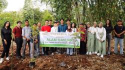 Alam Ganjar Lirik Peluang Usaha Pertanian di Subang, Ajak Anak Muda Terlibat