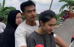 Pratama Arhan Ajak Azizah Salsha Mudik ke Blora, Main di Sawah Naik Motor Bonceng 3