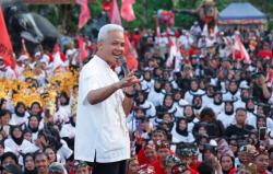 Disambut Antusias Warga Magelang, Ganjar: Jateng Kandang Banteng, Jaga Rumah Kita<