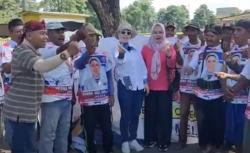 Kampanye di Kediri, Caleg Perindo Venna Melinda Sambangi Puluhan Tukang Becak<