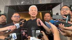 Ganjar Tak Ambil Pusing soal Hasil Survei, Tetap Fokus Serap Aspirasi Masyarakat
