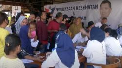 Warga Tangerang Terbantu dengan Bazar Minyak Goreng Murah Partai Perindo