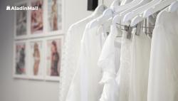 Wangi Seharian! Ini 5 Cara Menghilangkan Bau Apek pada Pakaian