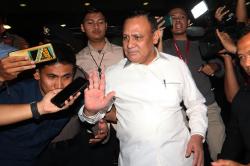 Ekspresi Firli Bahuri Mundur dari Ketua KPK