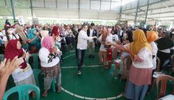 Partai Perindo Gelar Bazar Sembako Murah di Jayanti Tangerang