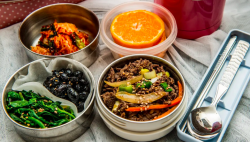 Deretan Bekal Makan Siang Nikmat untuk Liburan, Nomor 2 Paling Gampang 