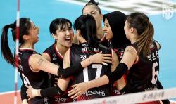 Pelatih Red Sparks Genjot Megawati Hangestri Cs jelang Putaran 4 Liga Voli Korea 2023-2024