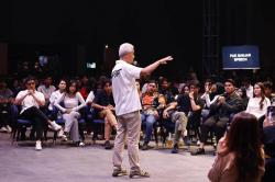 Ganjar Luncurkan Program Internet Gratis untuk Seluruh Pelajar Indonesia