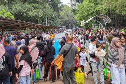 Libur Hari Raya Nyepi, 3.178 Pengunjung Padati Taman Margasatwa Ragunan 