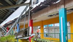 Hujan Deras Disertai Puting Beliung, Atap 4 Ruang Kelas di SDN Polisi 1 Kota Bogor Ambruk
