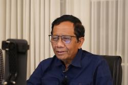 Momen Mahfud MD Live TikTok dan Instagram