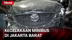 Kecelakaan Minibus Tabrak Rumah, 4 Sepeda Motor & Gerobak Pedagang di Jakbar
