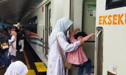 Imbas Tabrakan Kereta Api di Cicalengka Bandung, Penumpang KA di Malang Waswas