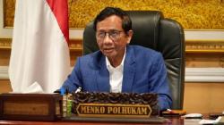 Orasi Ilmiah, Mahfud MD: Kepastian Hukum Prasyarat Penting Jaga Stabilitas Dunia Usaha<