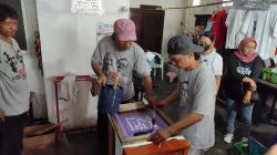 Posko Kaus Rakyat, Gerakan Sablon Gratis Bukti Kecintaan Relawan ke Ganjar-Mahfud