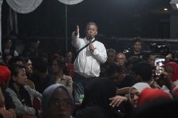Antusiasme Relawan Nobar Debat Ketiga bersama Ketua TPD Ganjar-Mahfud DKI Jakarta