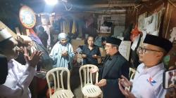 Ustaz Yusuf Mansur Takjub dengan Warung Jumat Berkah di Cipinang Melayu