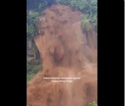 Viral Banjir Bercampur Lumpur Terjang Cimenyan Bandung usai Hujan Deras