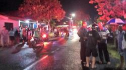 Honda Jazz Melaju Kencang Hantam Motor di Jalan Samas Bantul, 2 Orang Dilarikan ke RS 