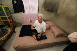 Potret Ganjar Pranowo Menginap di Rumah Guru Honorer