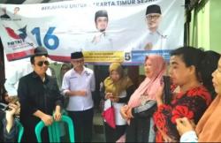 Momen Ustaz Yusuf Mansur Dengarkan Keluhan Warga di Cilangkap Jaktim