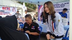 Caleg Partai Perindo Rere Tati Gelar Bazar Kacamata Baca Murah untuk Lansia