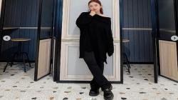 Selebgram Almira Vania Ngaku Suka Naik Kendaraan Umum di Jakarta, Ternyata Ini Alasannya