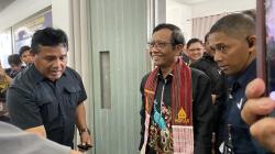 Mahfud MD Hadiri Kuliah Umum di UHN Medan, Ungkap Alasan Belajar Politik Hukum