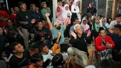 Momen Ganjar Menginap di Rumah Warga Banjarnegara, Nobar Timnas Vs Irak