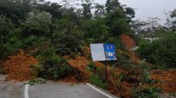 Akses Wisata Negeri di Atas Awan Gunung Luhur Lebak Tertimbun Longsor, Alat Berat Disiapkan<