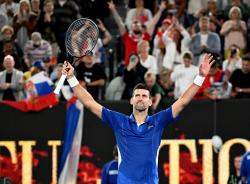 Hasil Australia Terbuka 2024: Djokovic Susah Payah Singkirkan Wakil Argentina