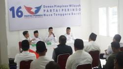 Bertemu Kader Perindo di NTB, TGB Sampaikan Sosok Ganjar-Mahfud yang Merakyat <