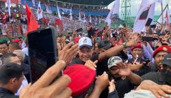 Ganjar Hadiri Hajatan Rakyat di Sidoarjo, Teriakan Presiden Menggema