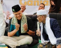 Hadiri Istigasah, Ganjar Dapat Dukungan 21 Mursyid Thoriqoh Se-Lampung<