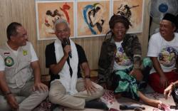 Ganjar Disambut Gamelan hingga Barongan saat Kunjungi Ndalem Wongsorogo Kendal