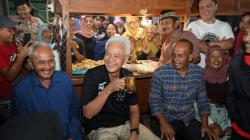 Ganjar Nginap di Ponjong Gunungkidul, Warga: Senang Sekali, Buat Cerita ke Anak Cucu