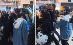Jalan-Jalan di Mal Pakai Helm Jadi Tren Baru Anak Motor, Netizen: Takut Dicuri?