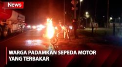 Sepeda Motor Terbakar di Tangerang, Warga Padamkan dengan Air Seadanya