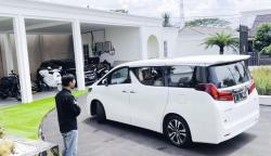 Pamer, Isi Garasi Ustadz Solmed dan April Jasmine Dipantau Ditjen Pajak
