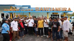 Ganjar Pranowo Komitmen Terapkan Otonomi Asimetris, Bakal Tambah Transportasi di Maluku