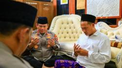 Gus Baha Doakan Pemilu 2024 Aman dan Damai saat Dikunjungi Kaops NCS Polri<