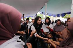 Liliana Tanoesoedibjo Turun Langsung Temui Warga Tanah Abang