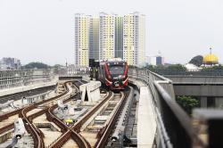LRT Jabodebek Perpanjang Waktu Operasi hingga 23.03 WIB