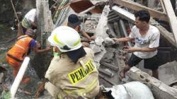 Pos Ronda di Pinggir Kali Roboh di Kramat Jati Jaktim, 2 Ibu-ibu Terluka