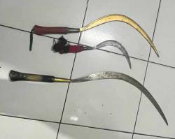 Nongkrong Sambil Bawa Celurit, 3 Remaja Ditangkap Polres Jakpus