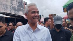 Kampanye Hari ke-66, Ganjar Hadiri Hajatan Rakyat Sulut hingga Menginap di Purworejo