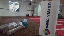 Dapat Bantuan Karpet dan Kipas dari MNC Vision, Masjid Raudhatul Jannah Diharapkan Semakin Ramai