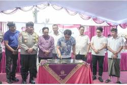 Tanda Tangani Prasasti, Bupati Badung Resmikan Penataan Kawasan Pantai Jimbaran<