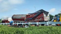 Kecelakaan di Tol Madiun Truk Balapan Tabrak Tangki, 1 Sopir Tewas Terjepit